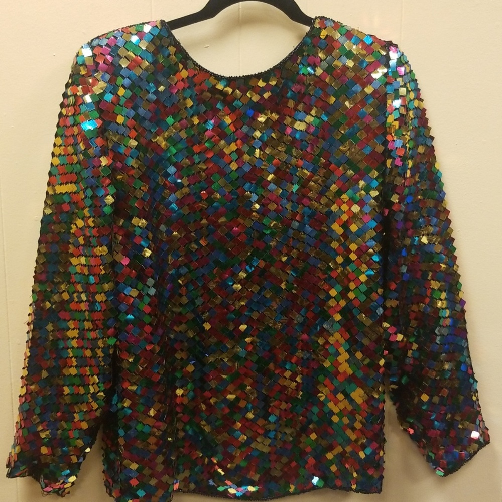 Gorgeous Sequin Top - Picture 3 of 8